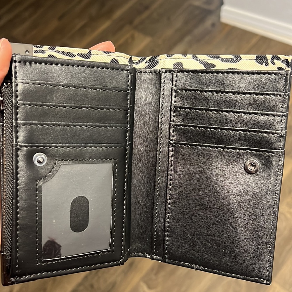 Jessica Simpson Small Wallet - Picture 5 of 6